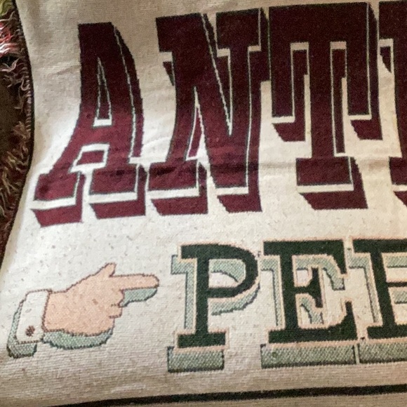 FINAL SALE “Genuine Antique Person Been There Done That Can’t Remember” Throw - Picture 4 of 9